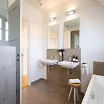 Reetland Am - Premium Reetdachvilla Mit 2 Schlafzimmern, Sauna Und Kamin E11 Dranske