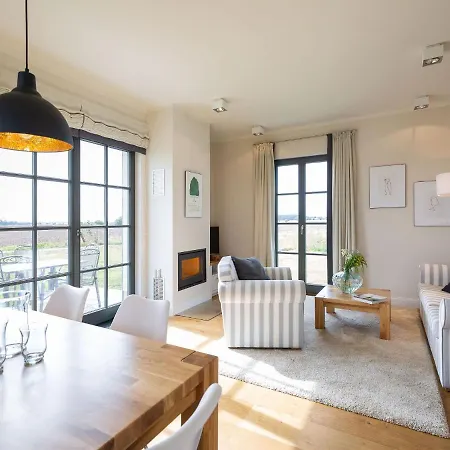 Reetland Am - Premium Reetdachvilla Mit 2 Schlafzimmern, Sauna Und Kamin E11 * Dranske
